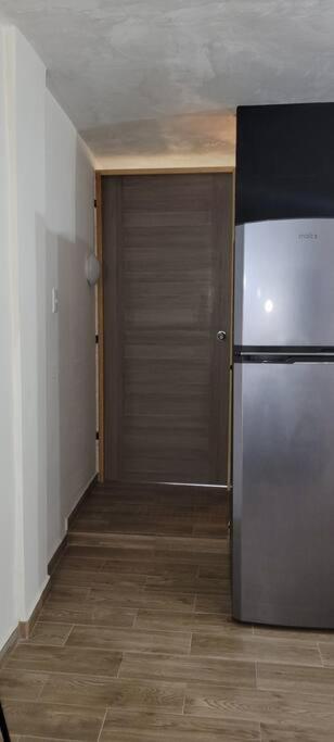 Departamento Privado7, 2 Camas Matri, Parking, Cocina Equipada, Wifi 65 Mb, 2 Climas,Centrico,Tv Smart Apartment ซิวดัด วัลเลส ภายนอก รูปภาพ